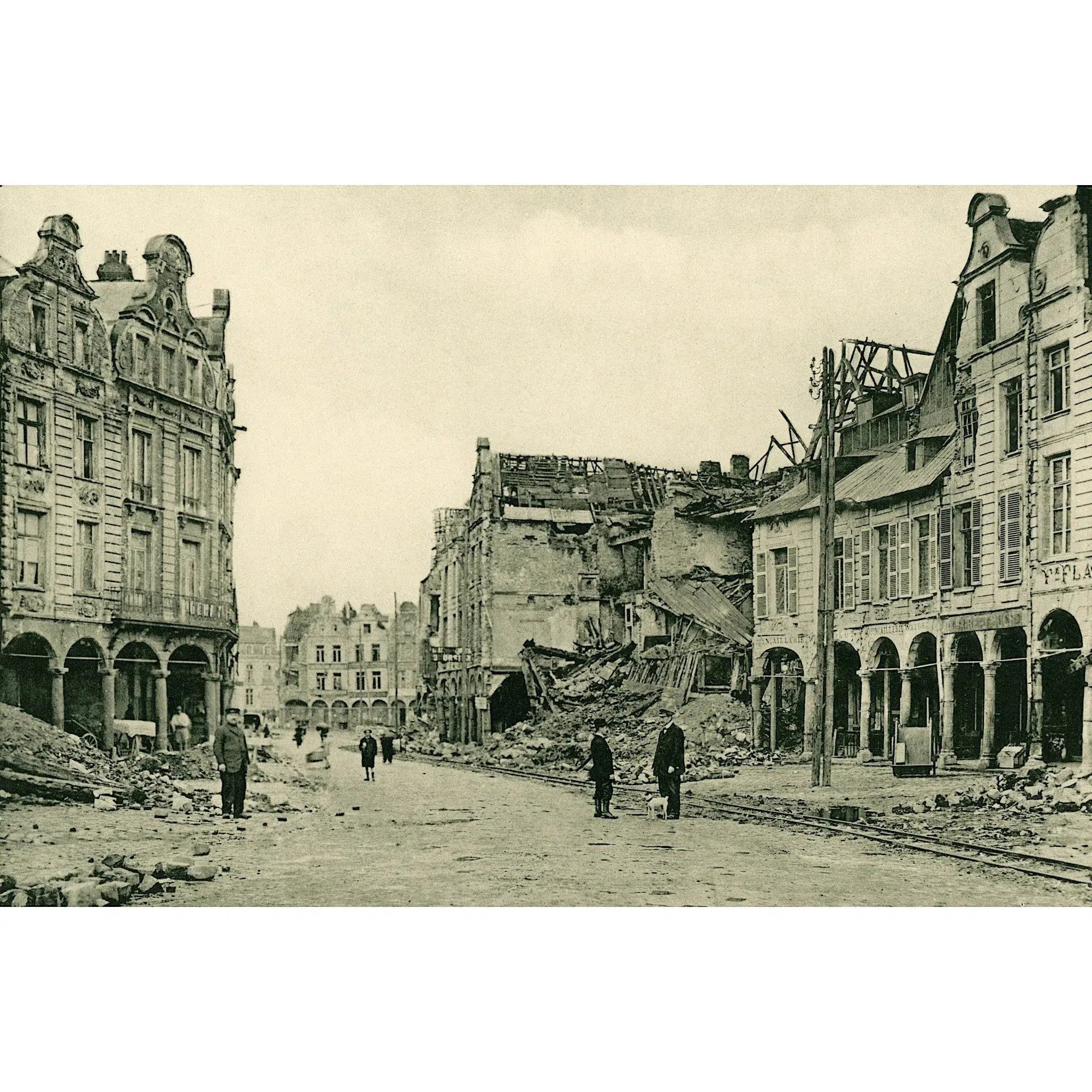 Arras, rue de la Taillerie après 1918-Imagesdartistes