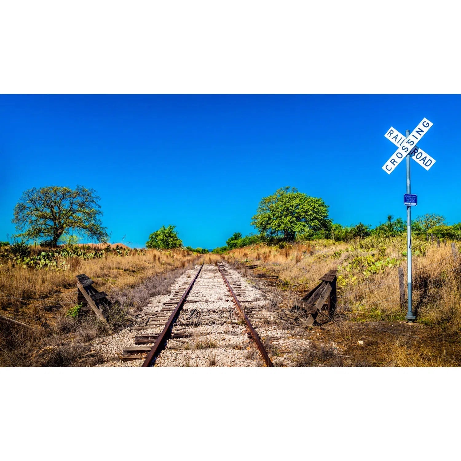 Crossing railroad-Imagesdartistes