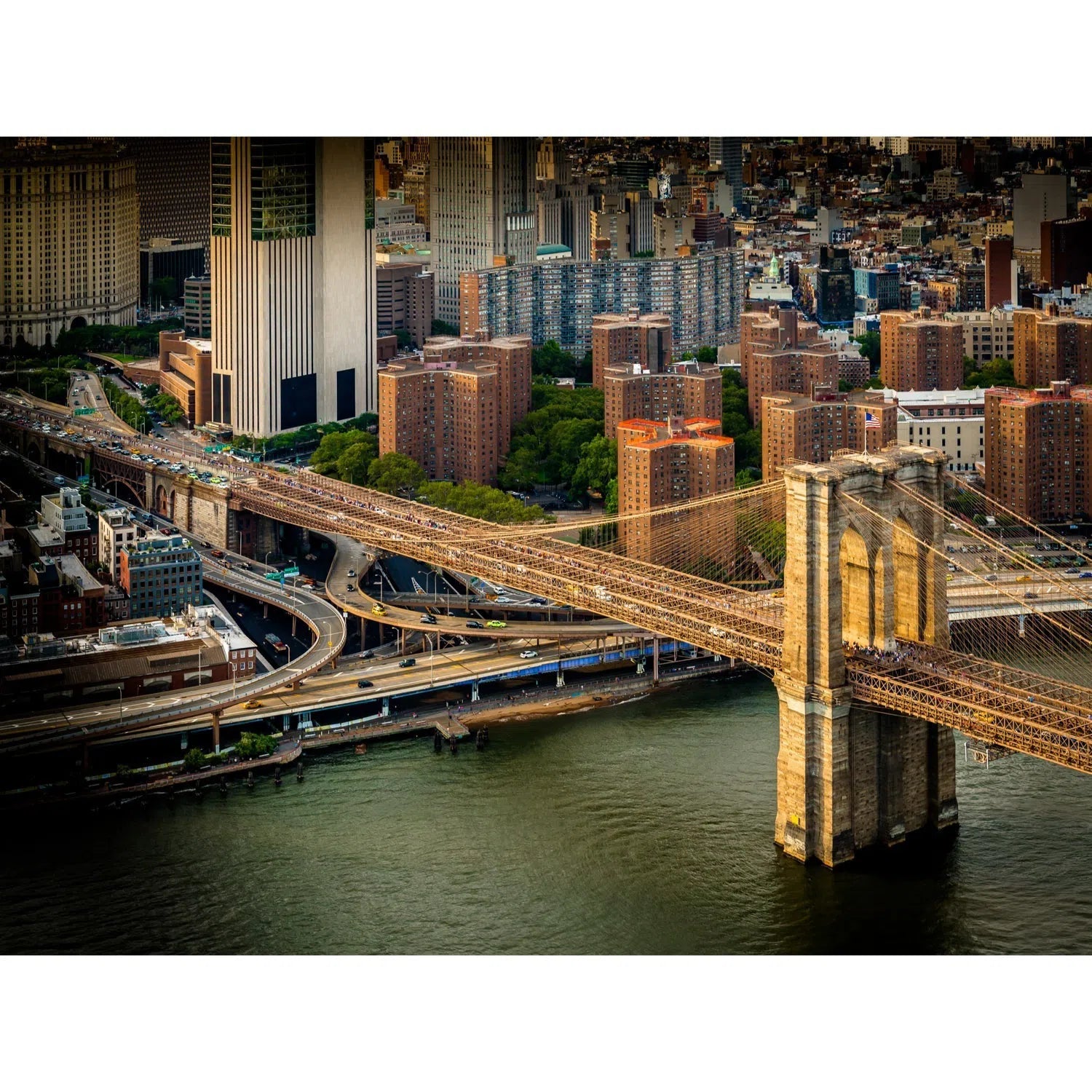 Manhattan Bridge, from the sky - New York-Imagesdartistes