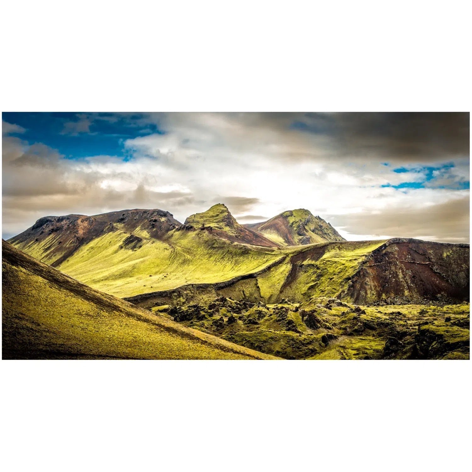 Mountains in iceland-Imagesdartistes