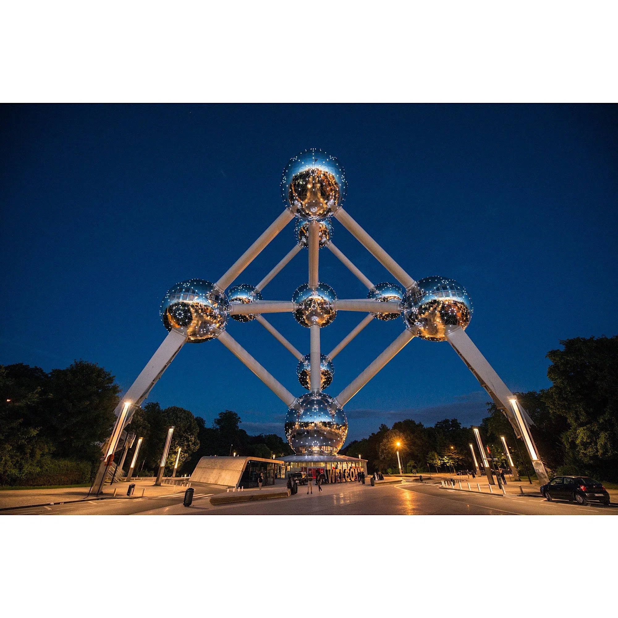 Atomium de Bruxelles, by night-Imagesdartistes